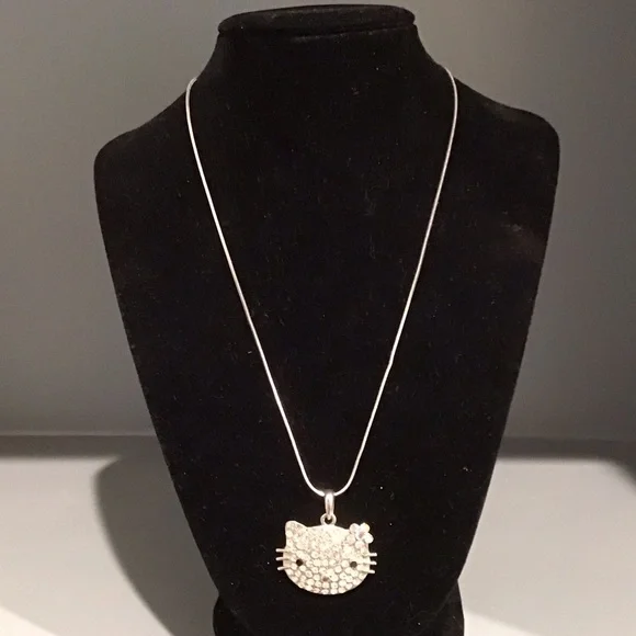 🔴HELLO KITTY CRYSTAL SILVER NECKLACE🔴🔴 - Picture 2 of 9